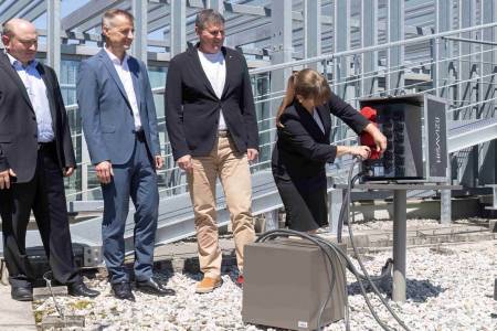 Launch of FRIDA – Dr. Tomaž Boh, Directorate for Science and Innovation, Ministry of Higher Education, Science and Innovation (MIZM); Prof. Dr. Gregor Dolinar, Vice-Rector of the University of Ljubljana; Mr. Valter Leban, President of the Management Board